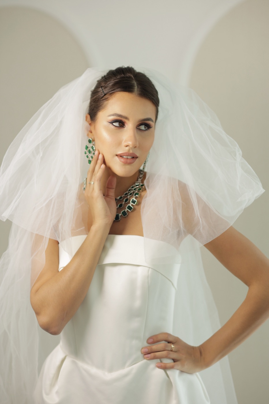 Christian bride, soft glam